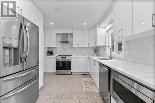 1609 Bottriell Way, Ottawa, ON - Indoor Photo Showing Kitchen With Stainless Steel Kitchen With Upgraded Kitchen