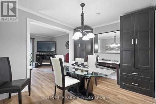 28 - 302 Vine Street, St. Catharines (444 - Carlton/Bunting), ON - Indoor Photo Showing Dining Room