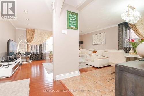 15 Merrian Road, Toronto, ON - Indoor