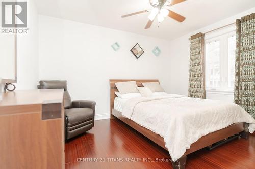 15 Merrian Road, Toronto, ON - Indoor Photo Showing Bedroom