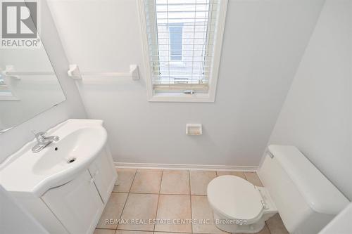 602 Amaretto Avenue, Pickering, ON - Indoor Photo Showing Bathroom