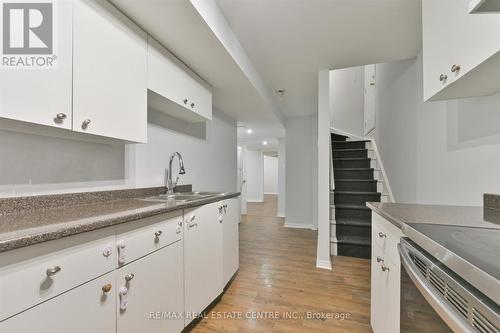 602 Amaretto Avenue, Pickering, ON - Indoor Photo Showing Kitchen