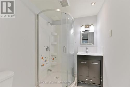 602 Amaretto Avenue, Pickering, ON - Indoor Photo Showing Bathroom