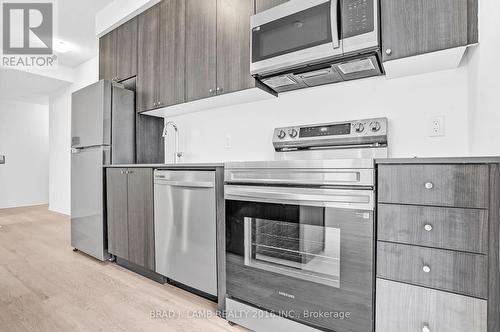 507 - 490 Gordon Krantz Avenue, Milton, ON - Indoor Photo Showing Kitchen