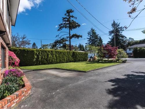 3520 Maplewood Rd, Saanich, BC 