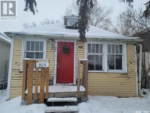 964 Retallack Street, Regina, SK - Outdoor With Facade