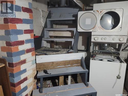 964 Retallack Street, Regina, SK - Indoor Photo Showing Laundry Room