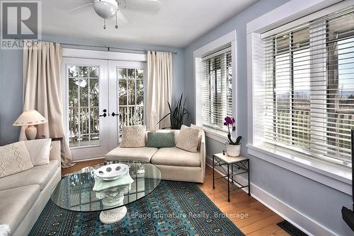 807035 25Th Side Road, Grey Highlands, ON - Indoor Photo Showing Living Room