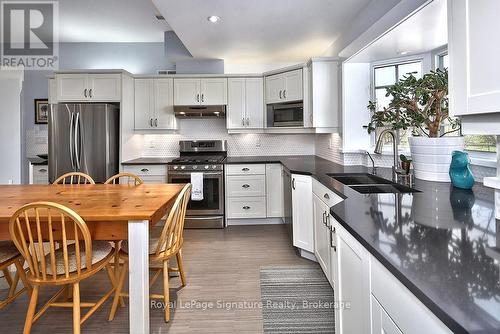 807035 25Th Side Road, Grey Highlands, ON - Indoor Photo Showing Kitchen With Double Sink With Upgraded Kitchen