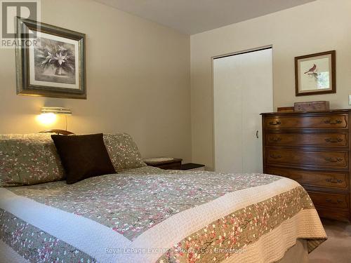 286 Alice Street, Kincardine, ON - Indoor Photo Showing Bedroom