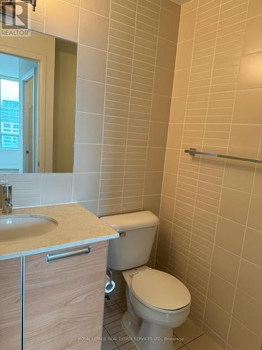 1004 - 3391 Bloor Street W, Toronto, ON - Indoor Photo Showing Bathroom