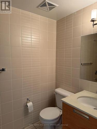 1004 - 3391 Bloor Street W, Toronto, ON - Indoor Photo Showing Bathroom