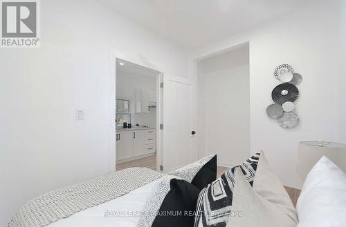 80 Waterloo Street, Fort Erie, ON - Indoor Photo Showing Bedroom