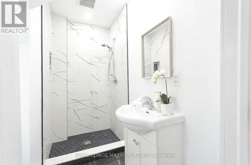 80 Waterloo Street, Fort Erie, ON - Indoor Photo Showing Bathroom