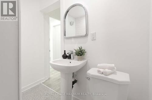 80 Waterloo Street, Fort Erie, ON - Indoor Photo Showing Bathroom