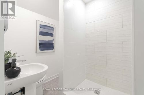 80 Waterloo Street, Fort Erie, ON - Indoor Photo Showing Bathroom