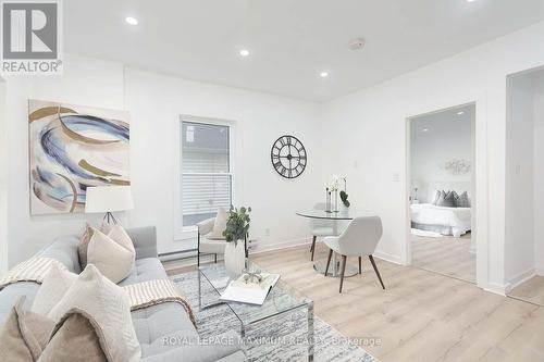 80 Waterloo Street, Fort Erie, ON - Indoor Photo Showing Living Room