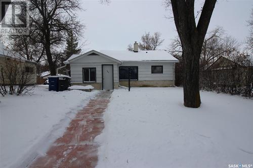 385 4Th Street E, Shaunavon, SK - Outdoor