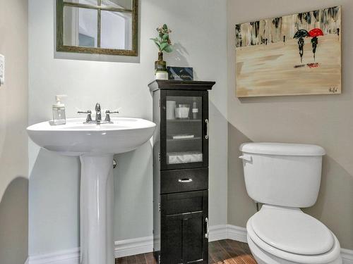 Powder room - 1185 Rue Des Cavalières, Bromont, QC - Indoor Photo Showing Bathroom