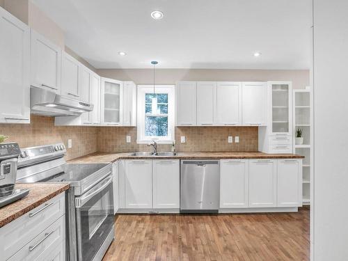 Kitchen - 1185 Rue Des Cavalières, Bromont, QC - Indoor Photo Showing Kitchen With Double Sink