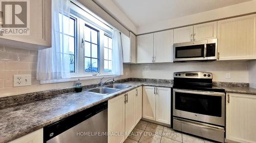 184 Maitland Street, Kitchener, ON - Indoor Photo Showing Kitchen With Double Sink