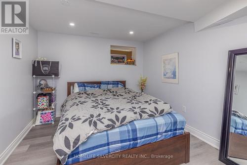 61 Cutters Crescent, Brampton, ON - Indoor Photo Showing Bedroom