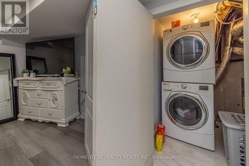 61 Cutters Crescent, Brampton, ON - Indoor Photo Showing Laundry Room