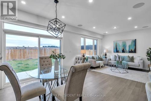 1514 Drew Street, London, ON - Indoor Photo Showing Dining Room