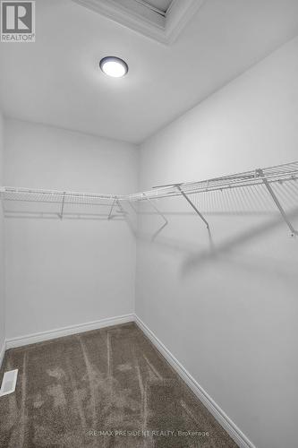 1514 Drew Street, London, ON - Indoor With Storage