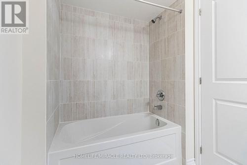 47 Brown Street, Erin, ON - Indoor Photo Showing Bathroom