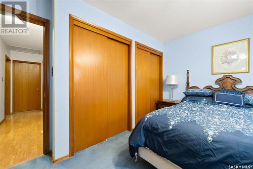 109 Milne Street N, Regina, SK - Indoor Photo Showing Bedroom