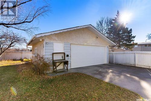 109 Milne Street N, Regina, SK - Outdoor