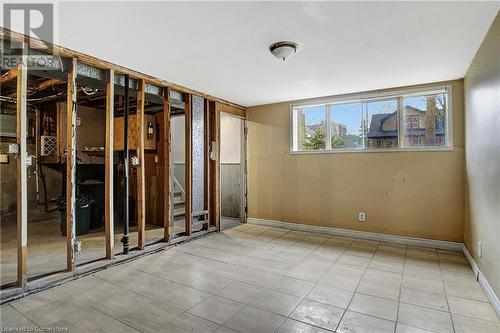 View of empty room - 24 Crombie Street, Cambridge, ON - Indoor Photo Showing Other Room