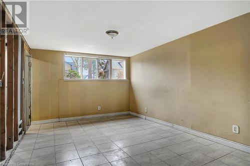 View of unfurnished room - 24 Crombie Street, Cambridge, ON - Indoor Photo Showing Other Room