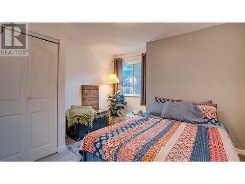 434 Maduik Avenue, Sicamous, BC - Indoor Photo Showing Bedroom