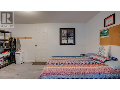 434 Maduik Avenue, Sicamous, BC - Indoor Photo Showing Bedroom