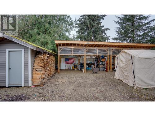 434 Maduik Avenue, Sicamous, BC - Outdoor