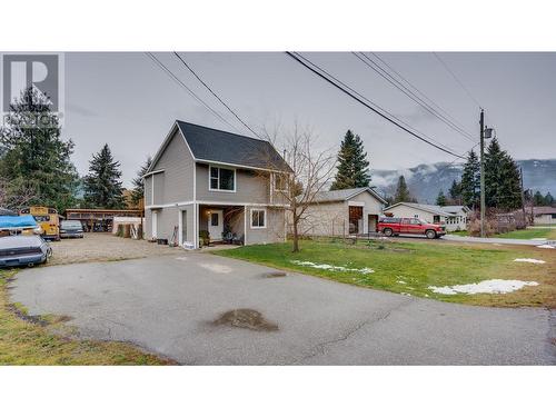 434 Maduik Avenue, Sicamous, BC - Outdoor With Facade