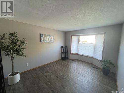 3023 Reves Road, Regina, SK - Indoor Photo Showing Other Room