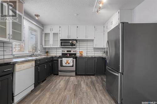 230 Ash Street, Outlook, SK - Indoor Photo Showing Kitchen