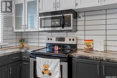 230 Ash Street, Outlook, SK - Indoor Photo Showing Kitchen