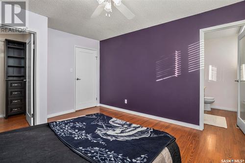 230 Ash Street, Outlook, SK - Indoor Photo Showing Bedroom