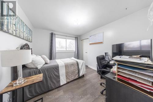 520 Elm Road, Whitchurch-Stouffville, ON - Indoor Photo Showing Bedroom