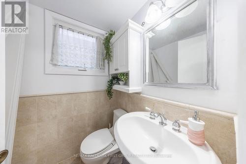 520 Elm Road, Whitchurch-Stouffville, ON - Indoor Photo Showing Bathroom