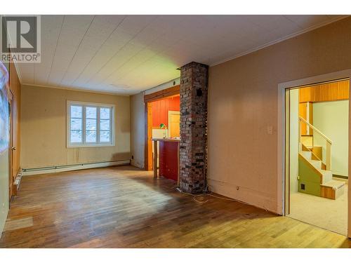 1415 Neilson Street, Trail, BC - Indoor Photo Showing Other Room