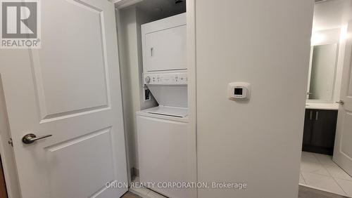 1304 - 1435 Celebration Drive, Pickering, ON - Indoor Photo Showing Laundry Room