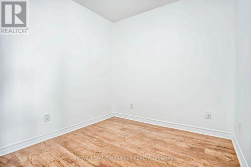 1203 - 15 North Park Road, Vaughan, ON - Indoor Photo Showing Other Room