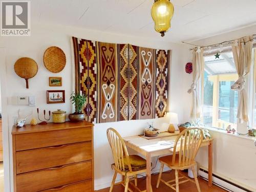 6979 Egmont Street, Powell River, BC - Indoor Photo Showing Dining Room