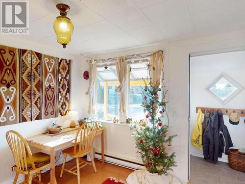 6979 Egmont Street, Powell River, BC - Indoor Photo Showing Dining Room