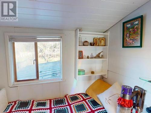 6979 Egmont Street, Powell River, BC - Indoor Photo Showing Bedroom